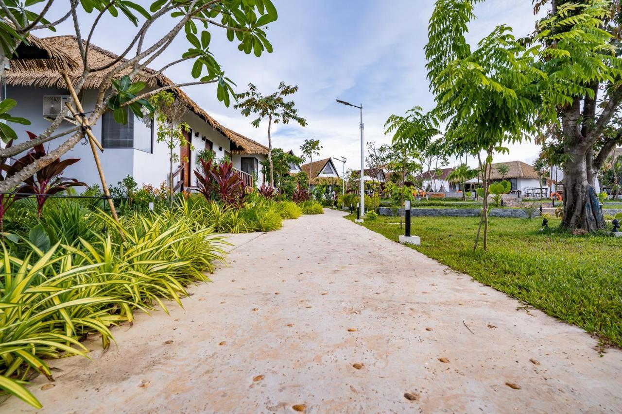 Rivertree Villa & Resort Kampot Exterior photo